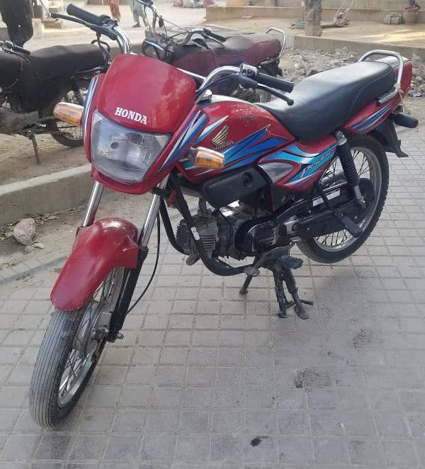 Honda pridor 100cc 2017 4