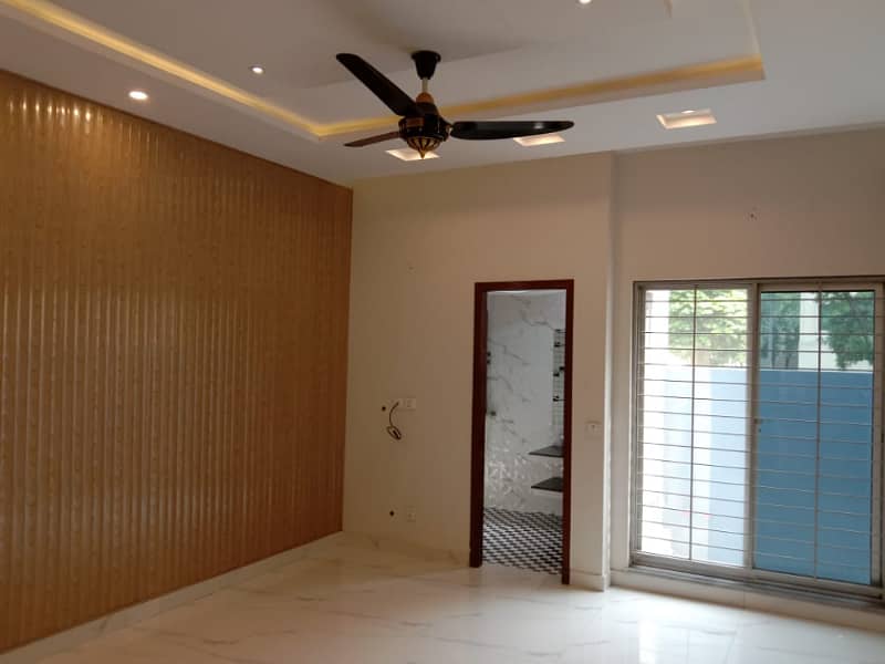 5 Marla Upper Portion Available For Rent in Rafi Block Bahria Town Lahore 6