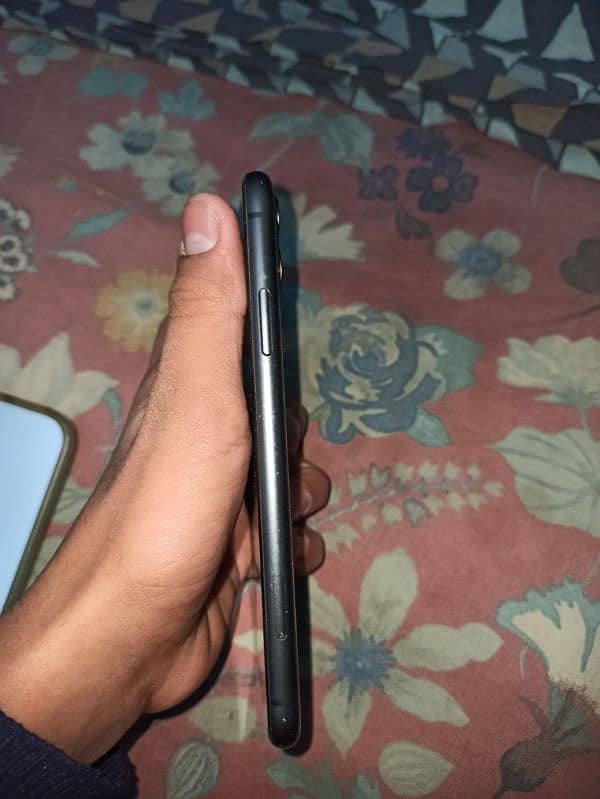 iphone 11 factory 64gb for sale 5