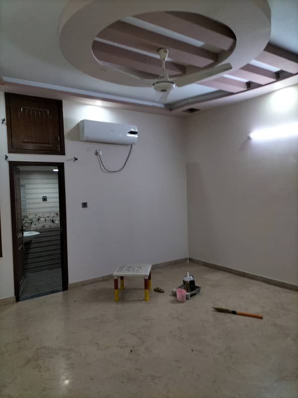 240 sq yards beutyfull portion for rent in Madras society 3