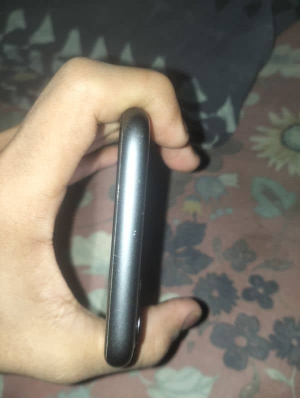 iphone 11 factory 64gb for sale 5