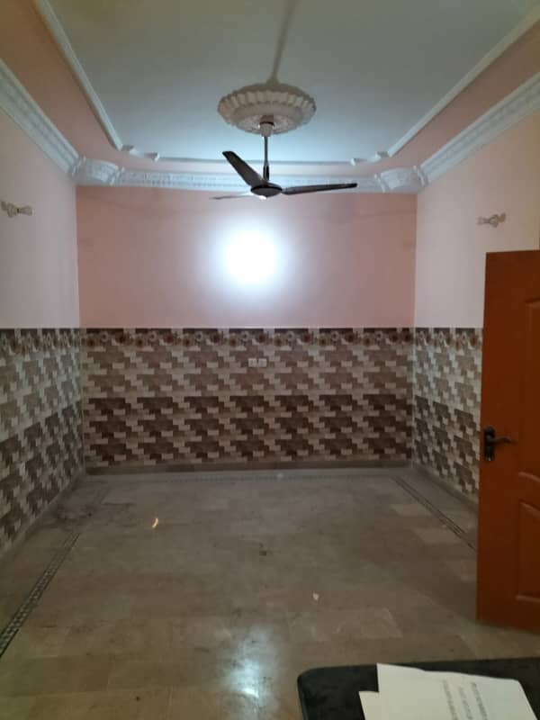 120 sq yards beutyfull 1st flor new portion for rent in Malik society 0