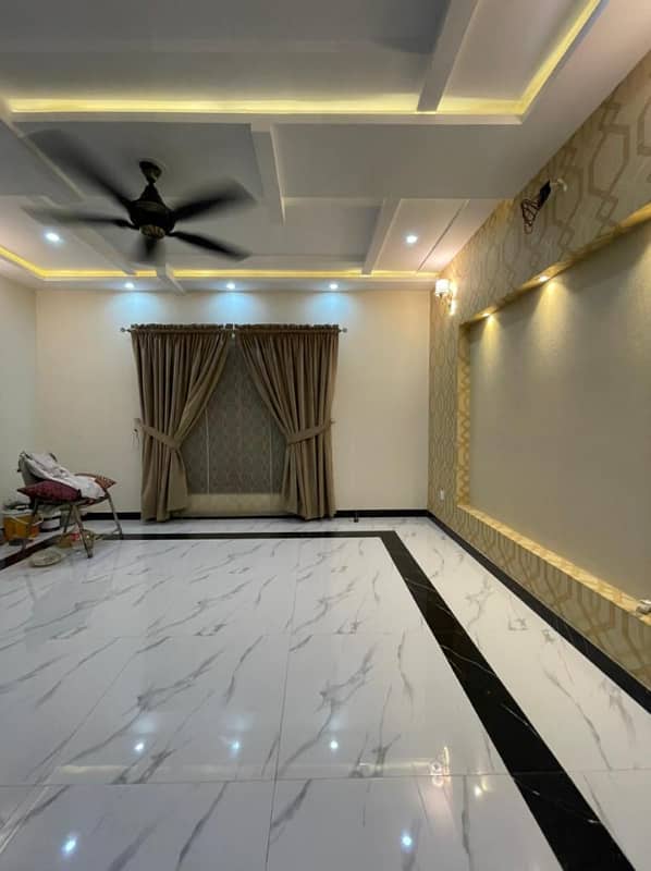 8 Marla Upper Portion Available for Rent In Umar Block Bahria Town Lahore 8