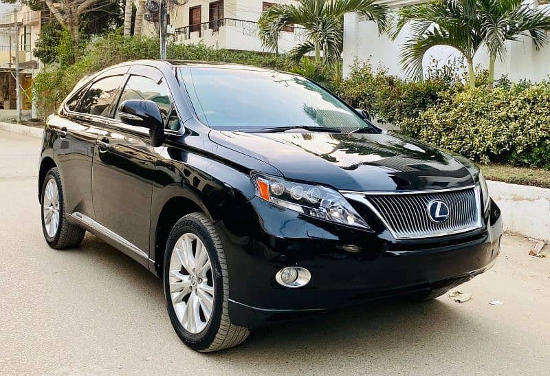 Lexus RX Series 2009 1