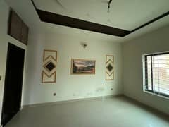 4 MARLA HOUSE FOR RENT IN MILITARY ACCOUNTS MAIN COLLEGE ROAD LHR