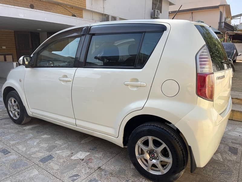 Toyota Passo 2008/12 Pearl White Bumper to Bumper Original Like nEw 1