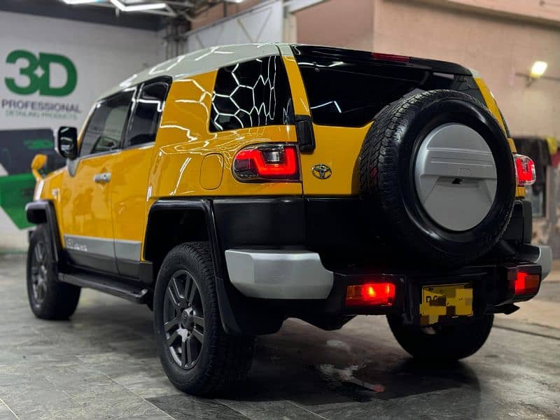 Toyota Fj Cruiser 2012 3