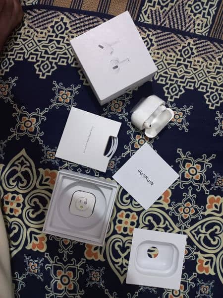 airpods 2nd generation 4