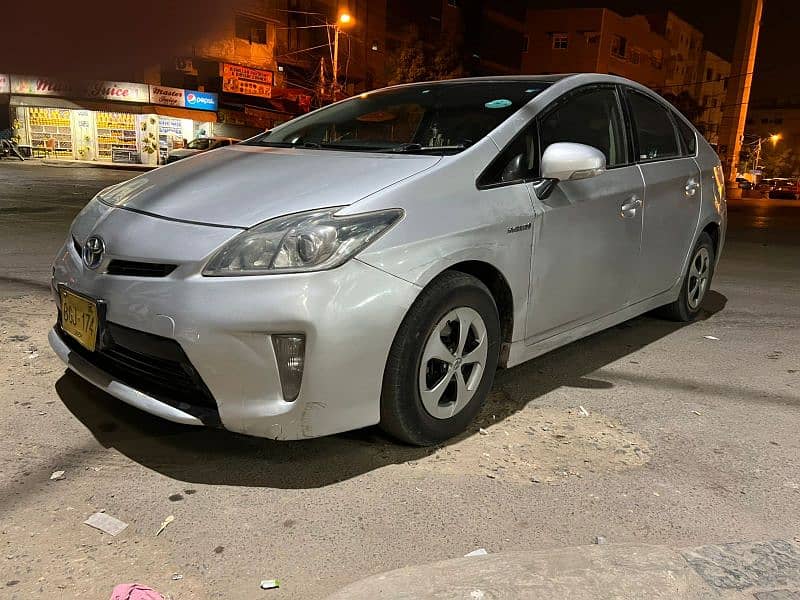 Toyota Prius 2013 3