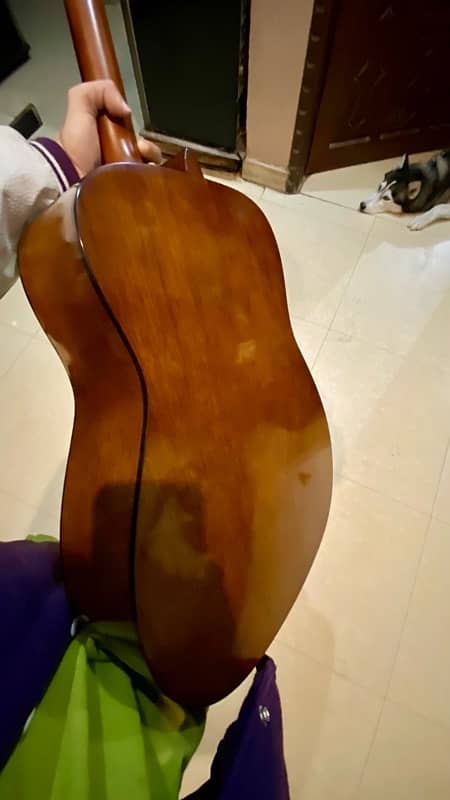 YAMAHA F600 Acoustic Guitar 6