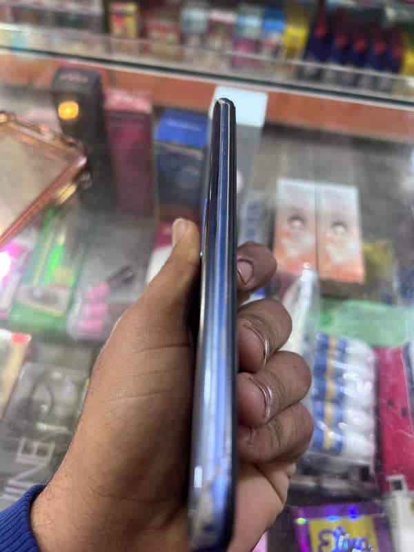 vivo y51s 8+ 4/128 2