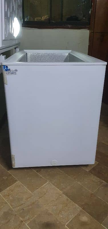 HAIER HDF 405 INVERTER 14.3 CFT 2