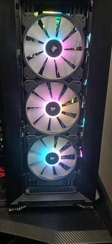 Corsair iCUE SP140 RGB ELITE 140mm 0