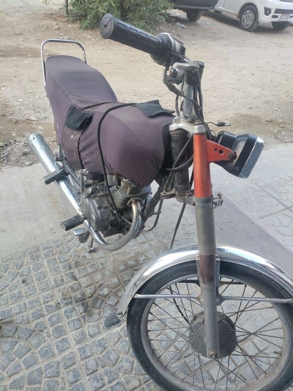 Honda CG 125 Faisalabad no 4