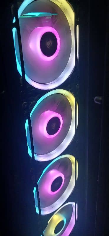 Corsair LL120 RGB 120mm Dual Light Loop PMW Fans 1