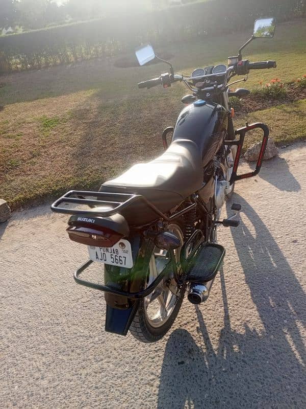 Suzuki GS 150 SE  2022 12