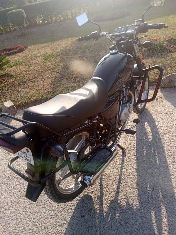 Suzuki GS 150 SE  2022 19