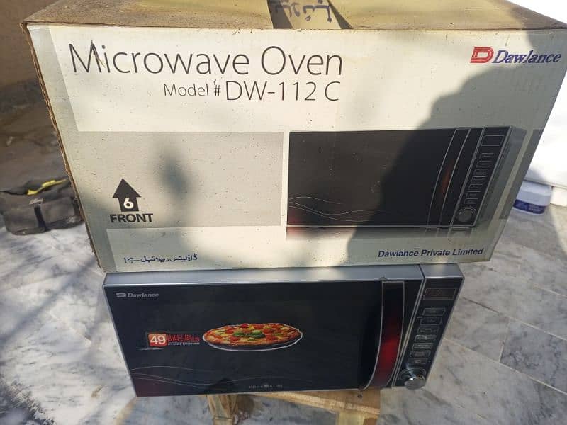 Microwave in excellent condition 2