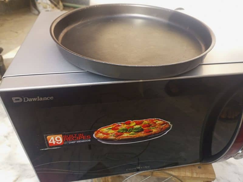 Microwave in excellent condition 5