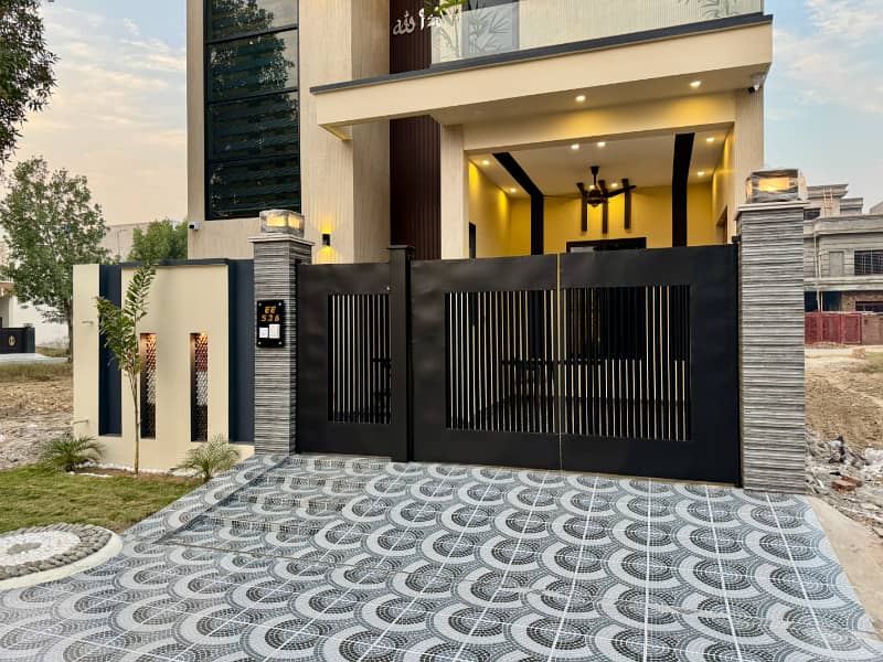 Modern Luxury 5 Marla Double Height House Tour In Citi Housing Gujranwala 3