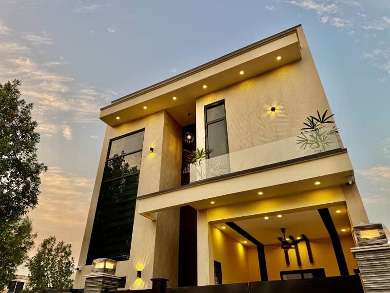 Modern Luxury 5 Marla Double Height House Tour In Citi Housing Gujranwala 5