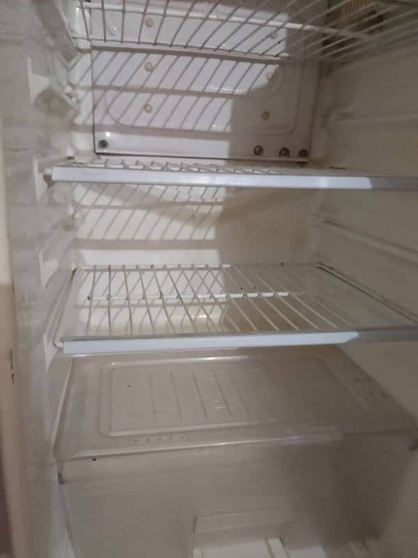 Dawlance Fridge used 4