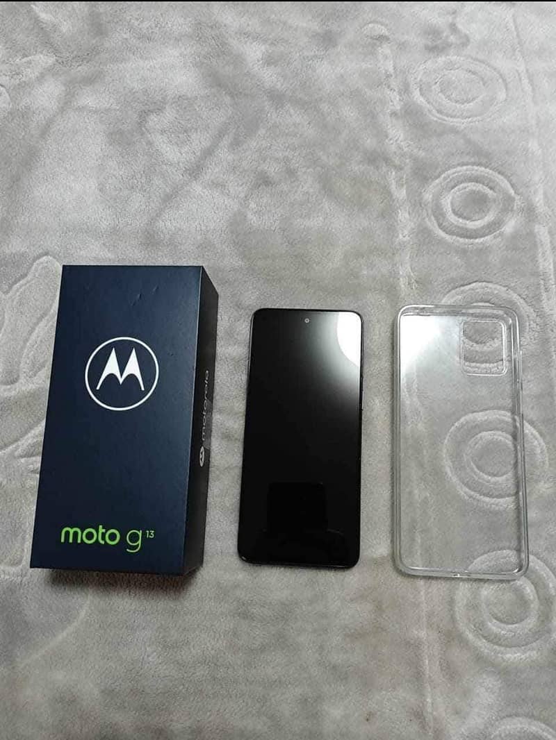 Motorola g13 1