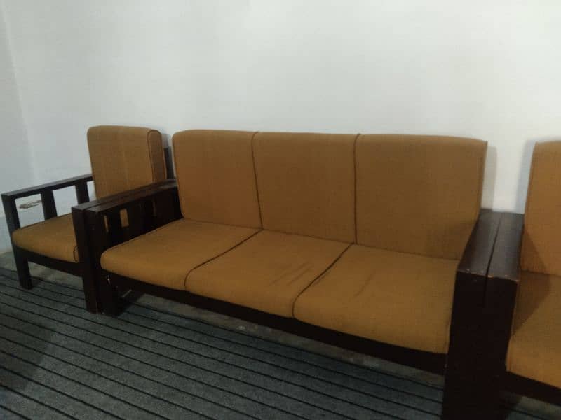 7 seater sofa + one table for sale 3