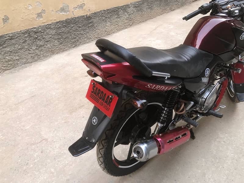 Yamaha YBR 125 2015 model 3