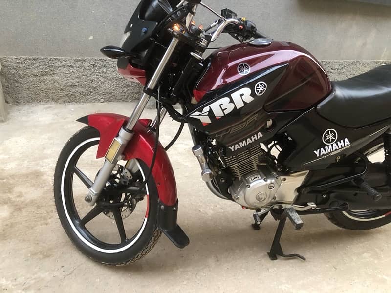 Yamaha YBR 125 2015 model 5