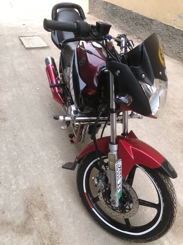 Yamaha YBR 125 2015 model 6