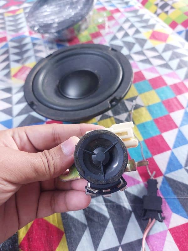 Bose Made in Mexico 6.5inch & tweeter. 2