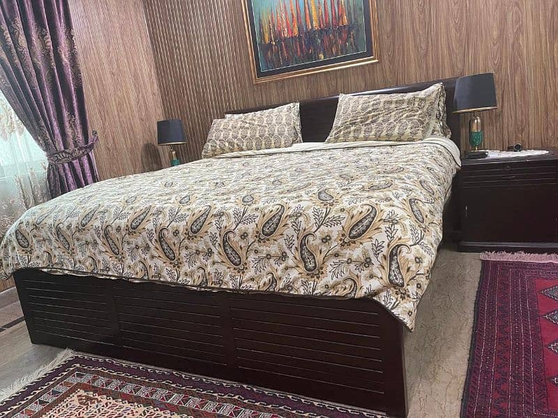 double bed pure ( sheesham wood ) 1