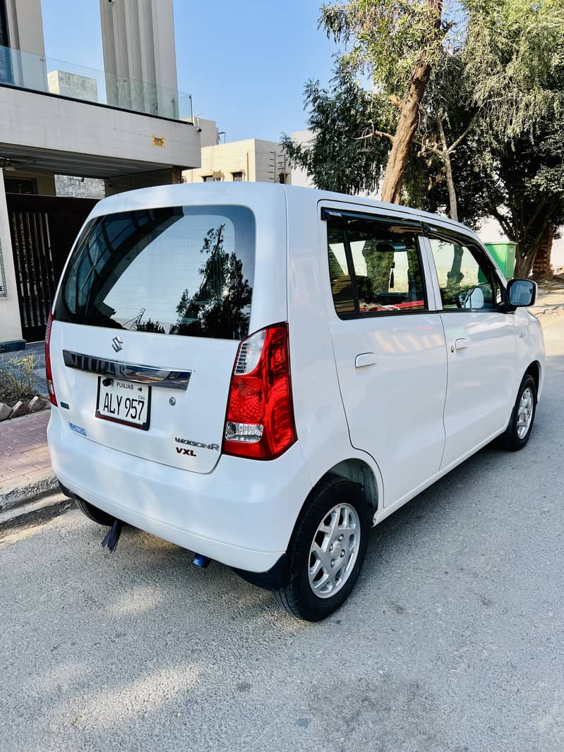 Suzuki Wagon R 2022 AGS 5