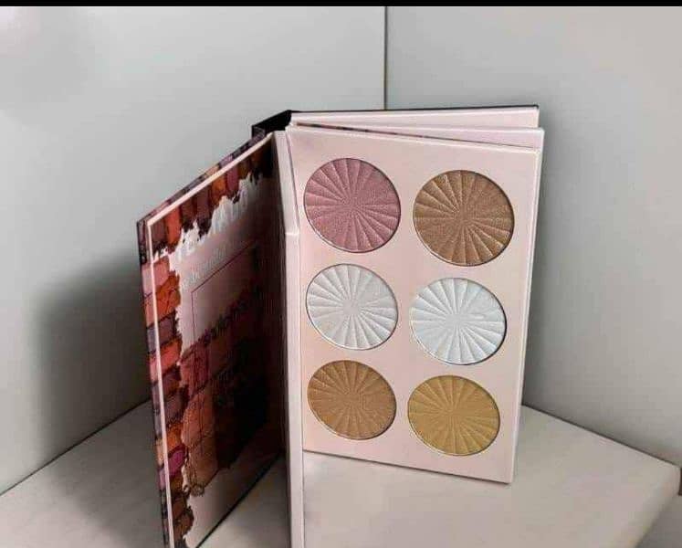 mocalluare makeup book colour garanted long lasting 2