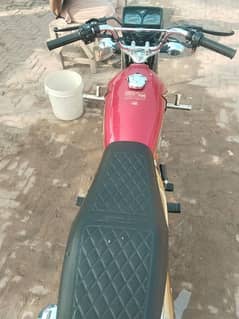 Honda cg125.2024