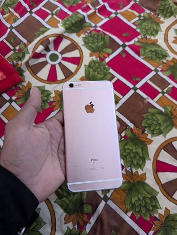 I phone 6s plus for sale all ok only home button problem 3