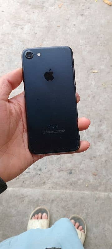 iPhone 7 3