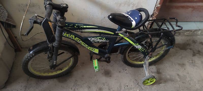 16 inch 8/10 condition kids cycle 4