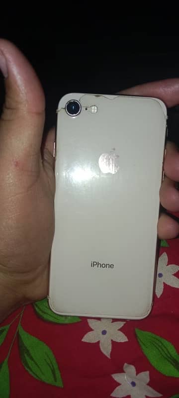 iPhone 8 hai non pta 10/9 condition ma 2