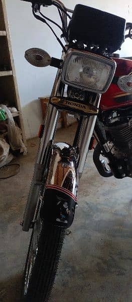 Honda CG 125 additional Golden bilkul 10 / 10 4