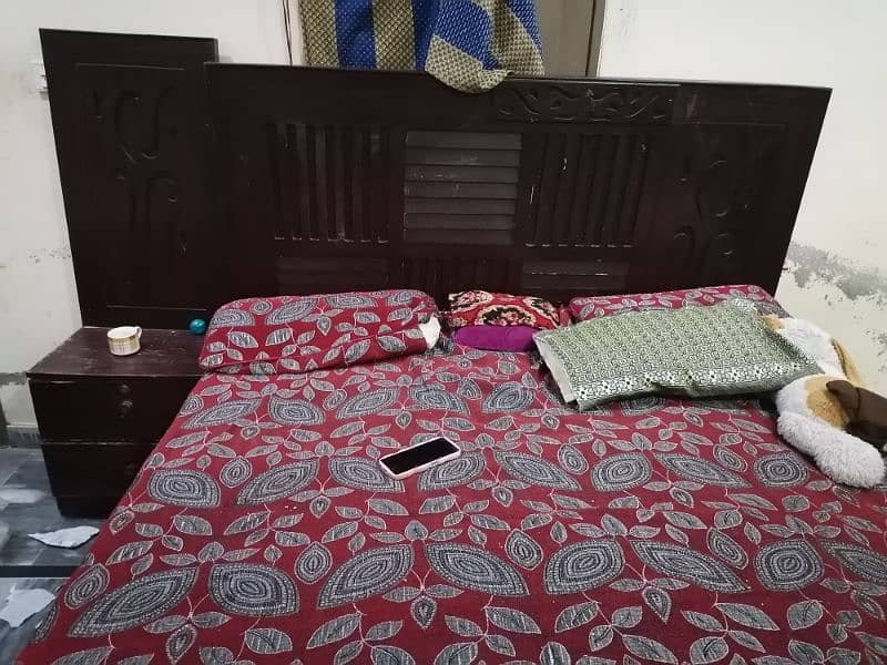 Furniture 2 Beds and Dressing Table( urgent sale) 1