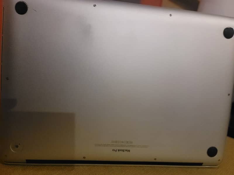 MacBook Pro "Core i7" 2.2 15" Mid-2015 4