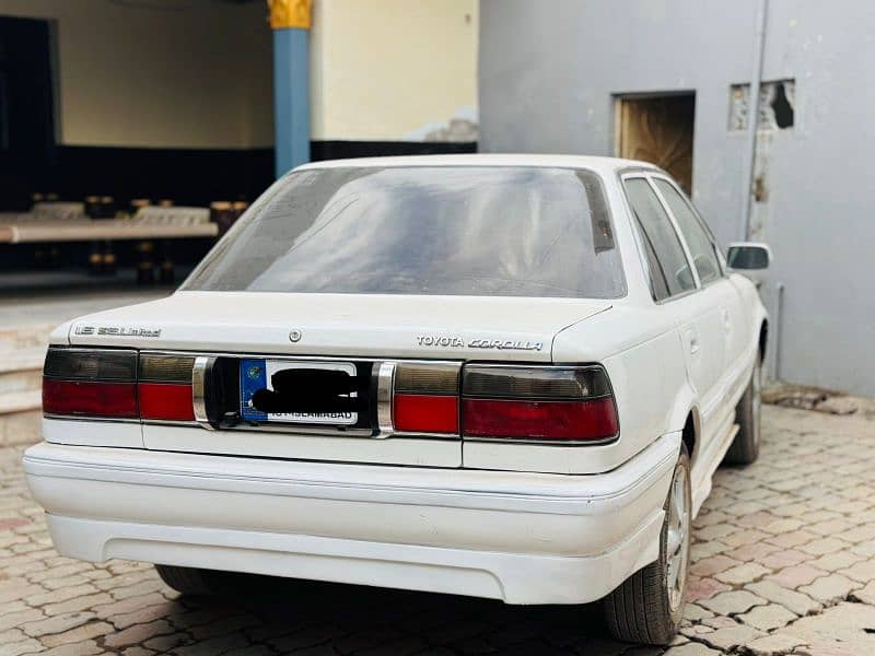 Toyota Corolla XE 1988 6