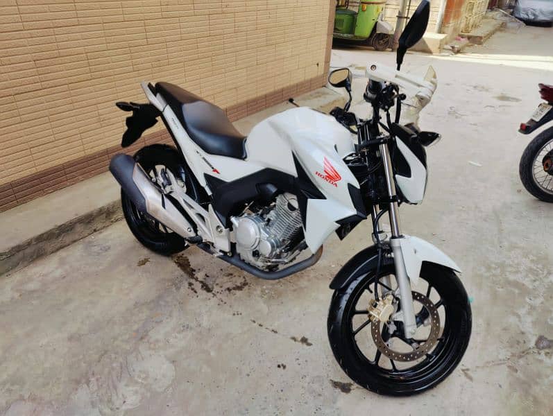 HONDA CB250F TWISTER. 25Hp honda import street naked like new 0