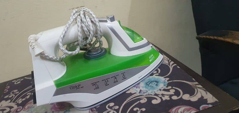 new steam  iron 2