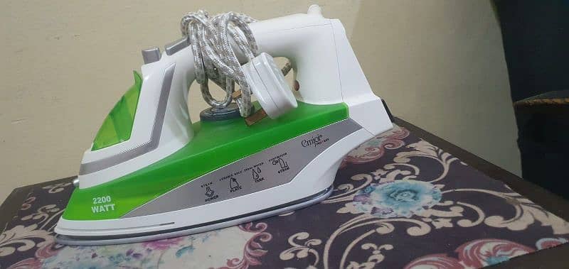 new steam  iron 5