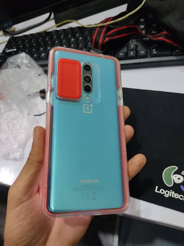 Oneplus 8 -(12+12Ram/256 GB)Memory. PTA approved original. urgent sale 8