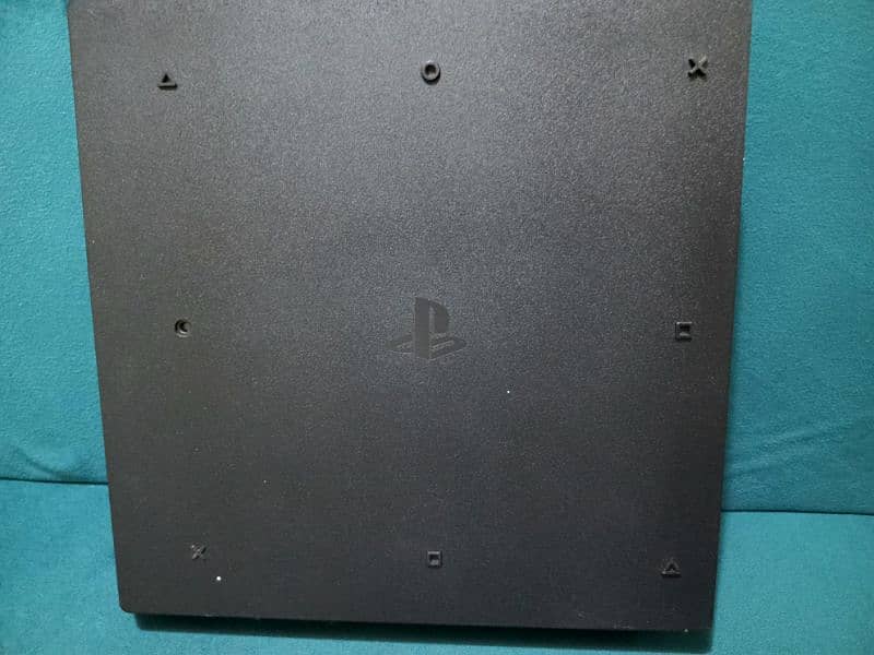 Ps4 pro 1 tb 2