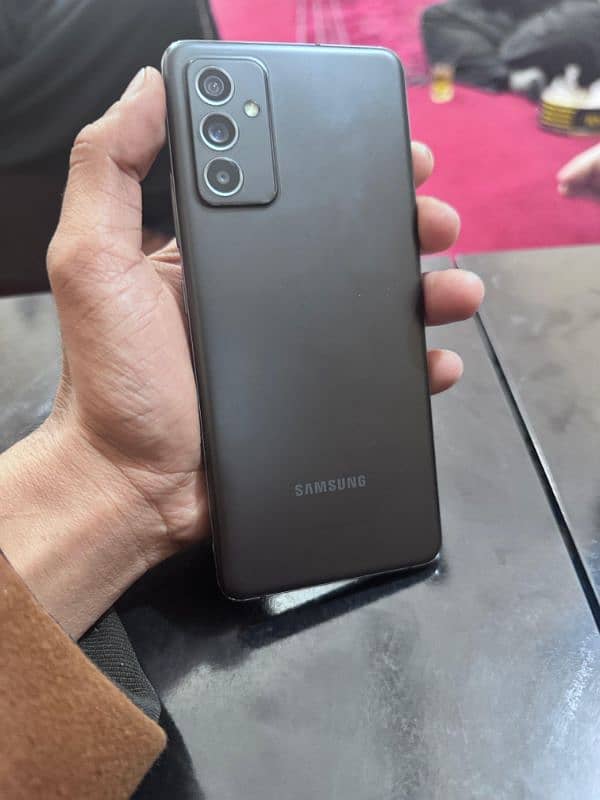 Samsung Galaxy Quantum 2 0